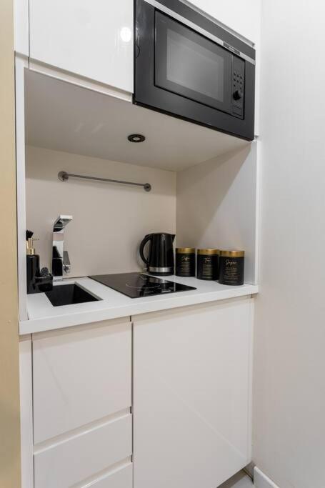 Close-Urban Chic - City Center - Studio Apartment - Plac Konstytucji Warsaw Exterior photo